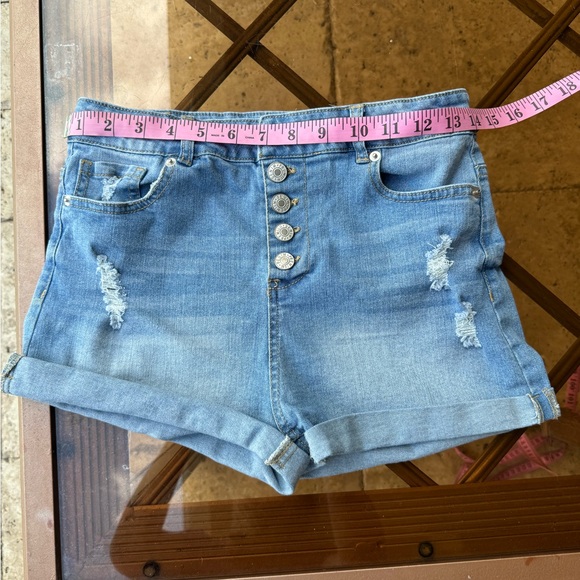 LOVE TREE Distressed Denim Shorts High Waist M - Picture 8 of 11